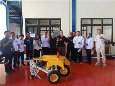 Zhuozhou Tianpeng Provides Continuous Friction Tester Training At Politeknik ...